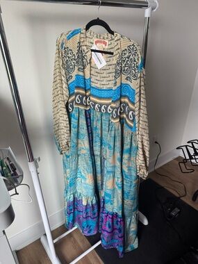 KANTHA RASGULLA LUMINOUS MAXI DRESS WITH POCKETS NEW WITH TAGS